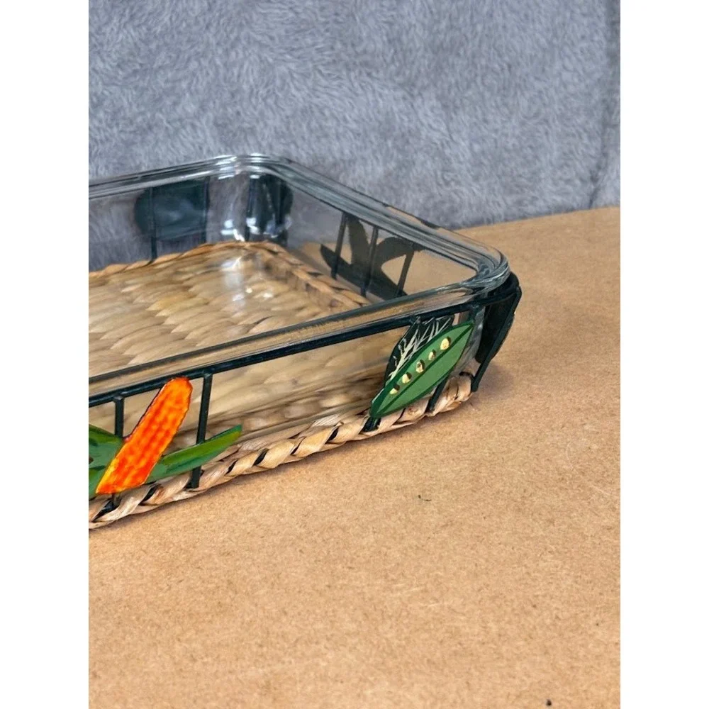 Vintage 9x13 Glass Baking Pan 3 Qt with Woven Basket Metal Vegetable Carrier USA